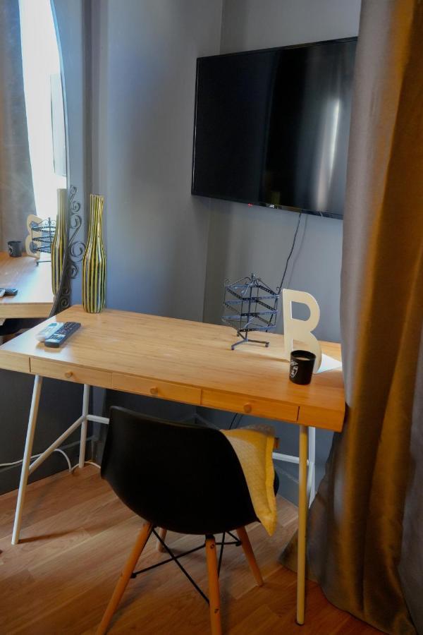 Acropolis Central Apartments Атина Екстериор снимка