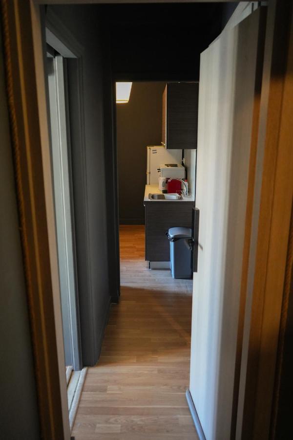 Acropolis Central Apartments Атина Екстериор снимка