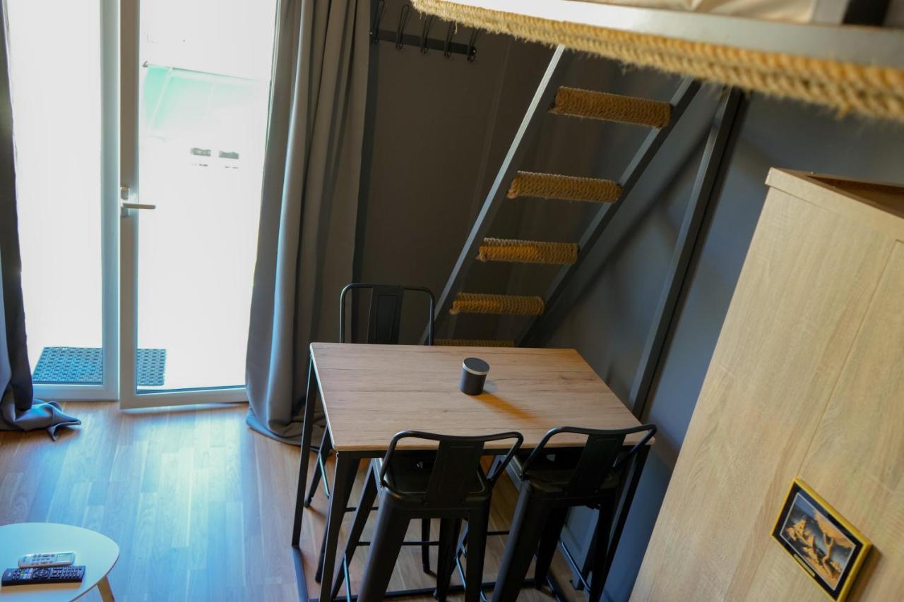 Acropolis Central Apartments Атина Екстериор снимка