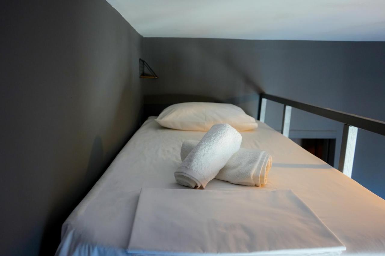 Acropolis Central Apartments Атина Екстериор снимка