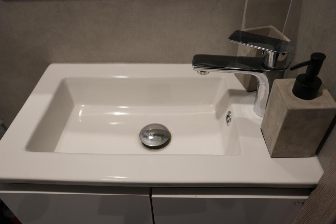 Acropolis Central Apartments Атина Екстериор снимка