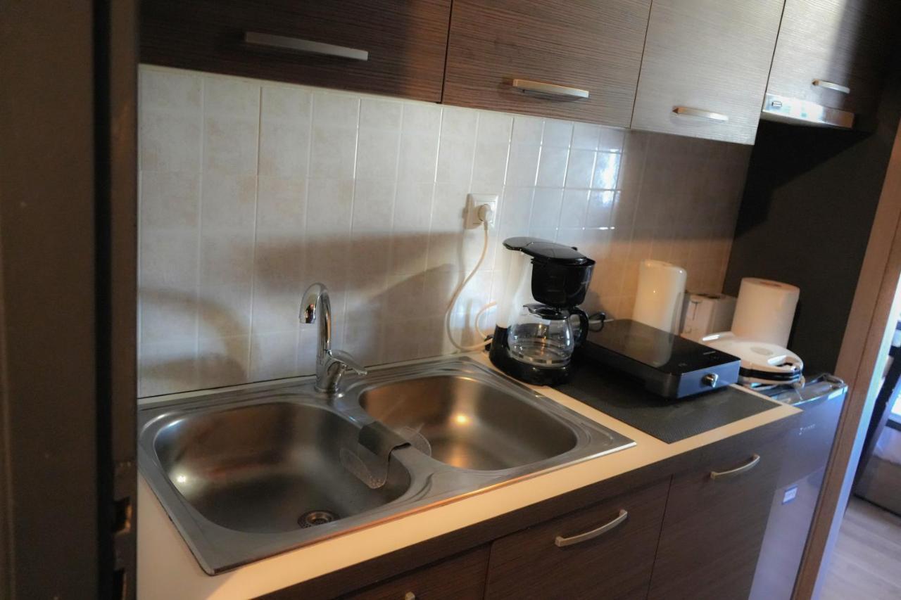 Acropolis Central Apartments Атина Екстериор снимка