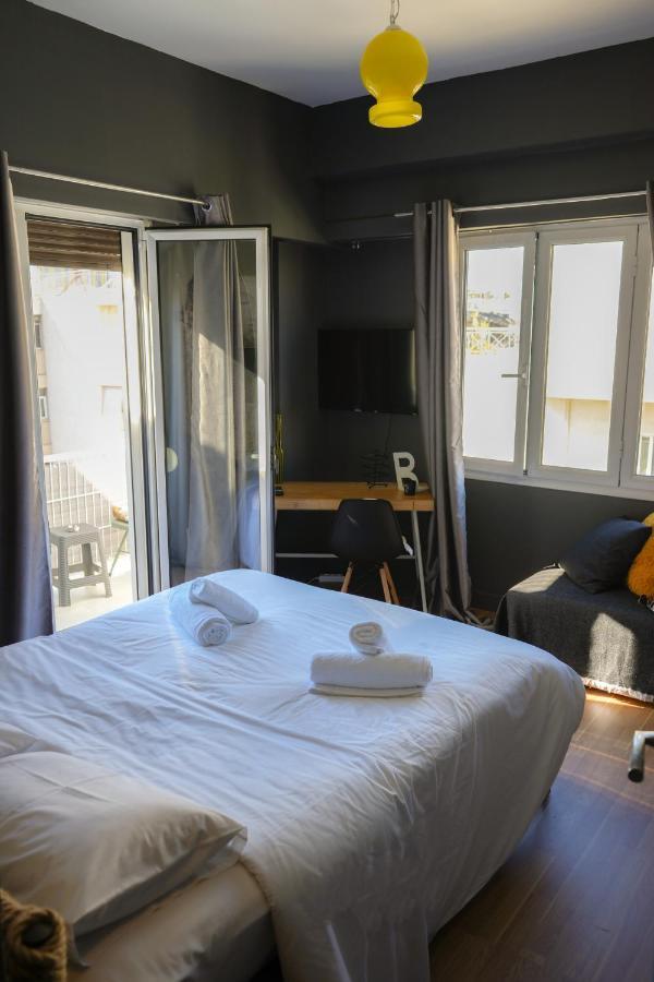 Acropolis Central Apartments Атина Екстериор снимка