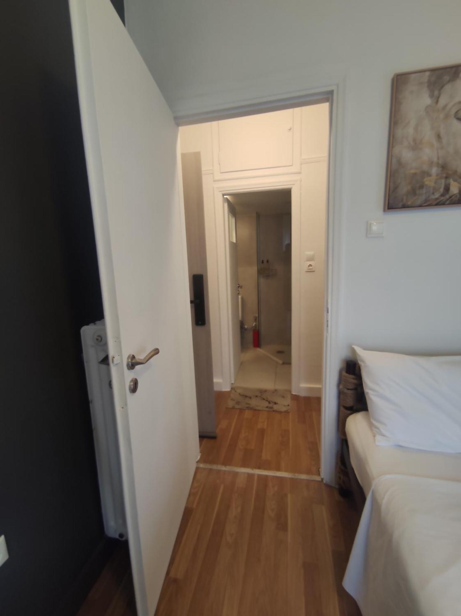 Acropolis Central Apartments Атина Екстериор снимка